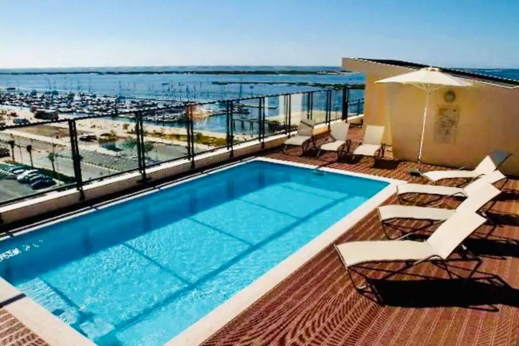 Olhão 3 bedroom with rooftop pool, Marina Village Exterior foto