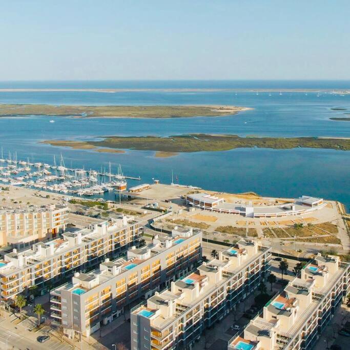 Olhão 3 bedroom with rooftop pool, Marina Village Exterior foto